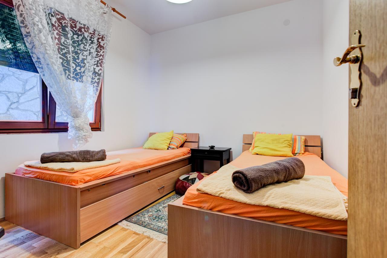 Allegro Apartment Sekulic Petrovac Bagian luar foto