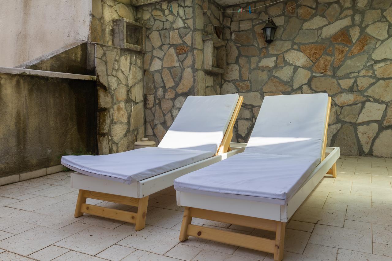 Allegro Apartment Sekulic Petrovac Bagian luar foto